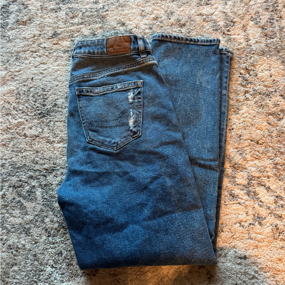AE Mom Straight Jeans